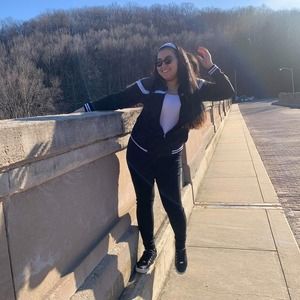 Meet your Posher, Medrano